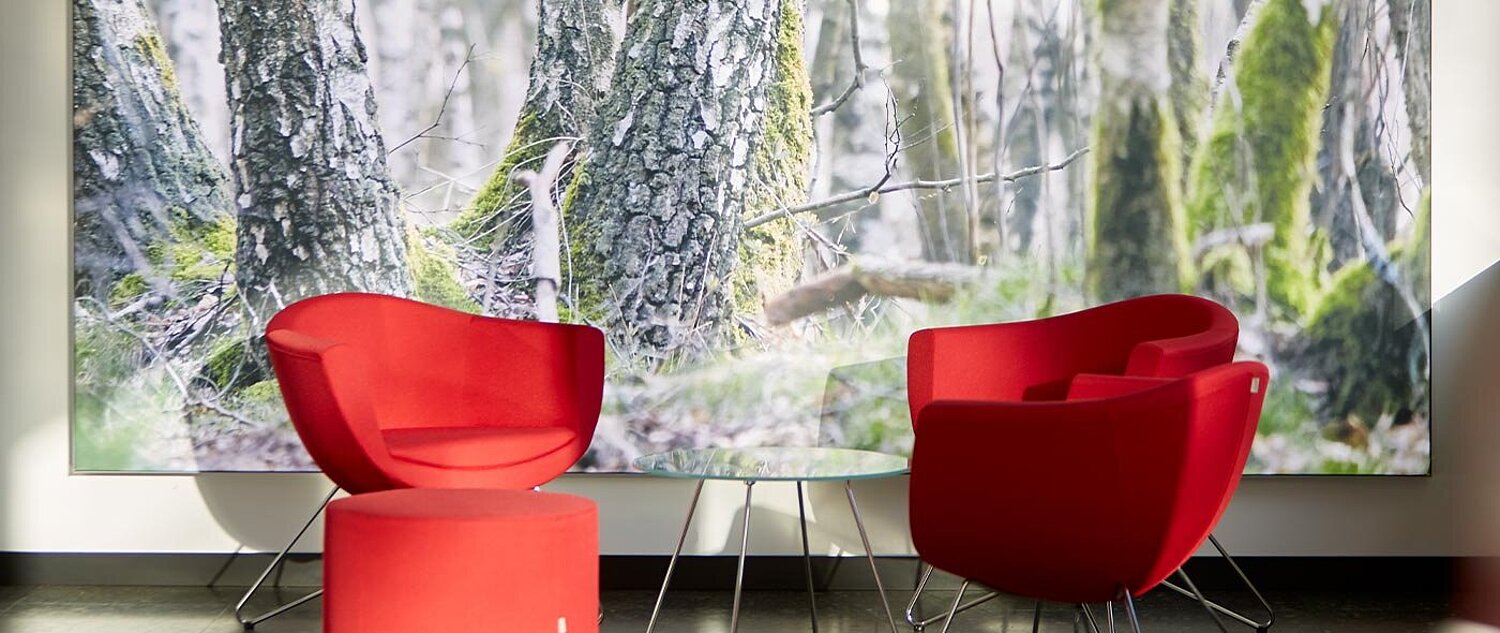 P. Henkel GmbH Header Über uns Eingangsbereich Unternehmen